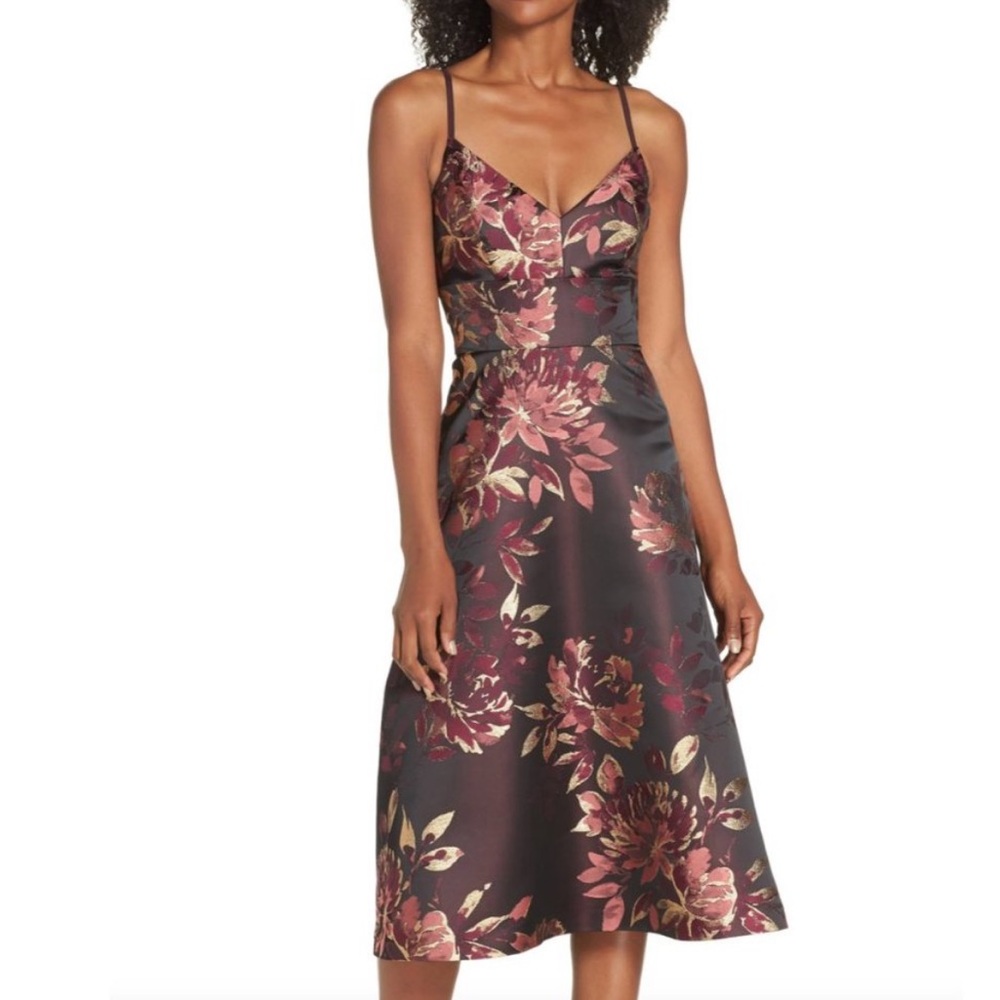 Eliza J (Nordstrom) Cocktail Wedding Guest Formal Dress — perfect condition, 4P